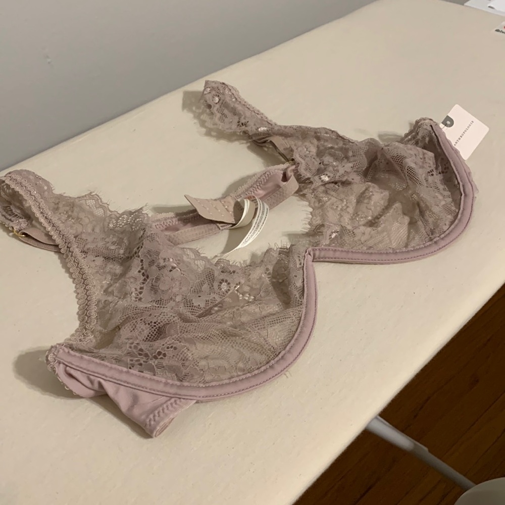 ✨ Anthropologie Lace Bra Sz XL